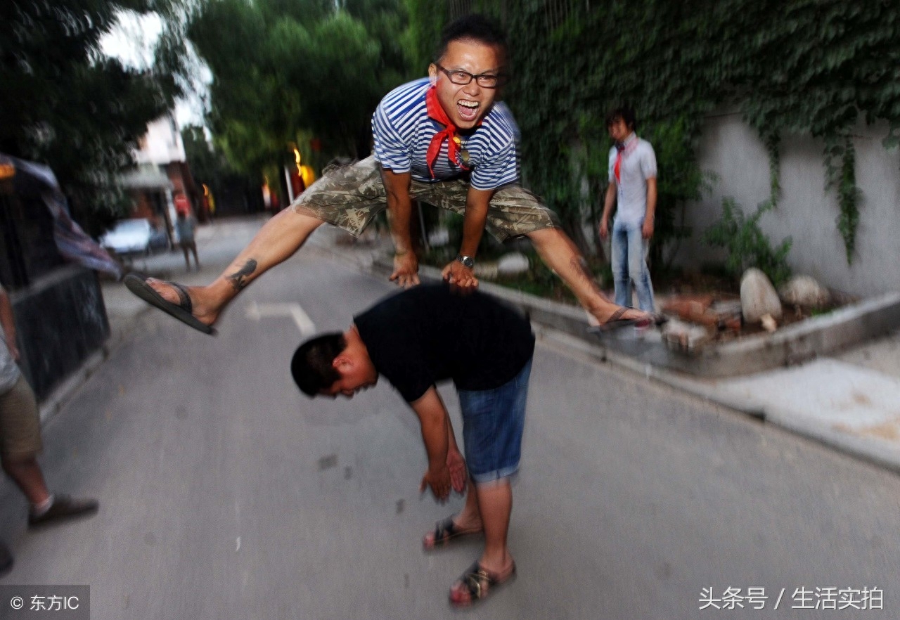 農(nóng)村小學(xué)生童年的游戲，玩過這些的都已經(jīng)是孩子的父母了